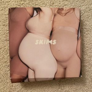 SKIMS MATERNITY SHAPEWEAR
